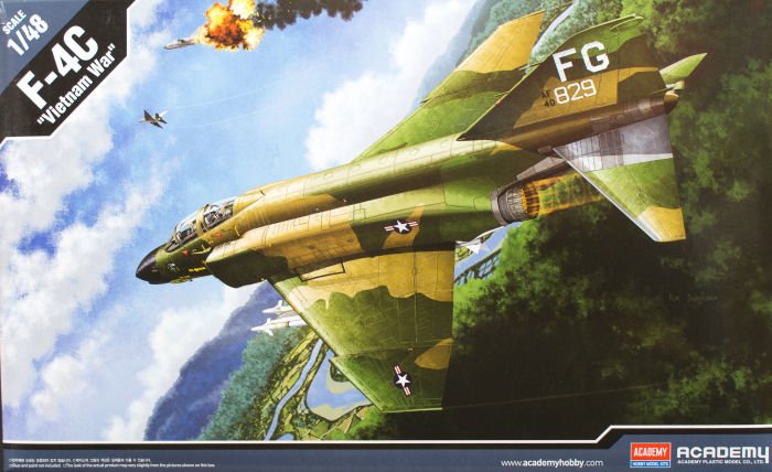 Academy 12294 - 1/48 USAF F-4C Vietnam War