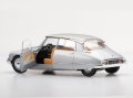 alt="Ebbro 25009 - 1/24 Citroen DS21" title="Ebbro 25009 - 1/24 Citroen DS21"