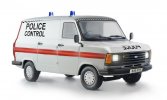 Italeri 3657 - 1/24 Ford Transit UK Police