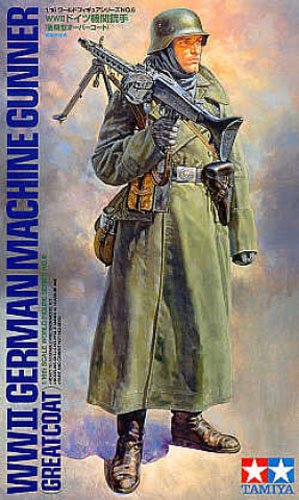 Tamiya 36306 - 1/16 German Machine Gunner w/Greatcoat