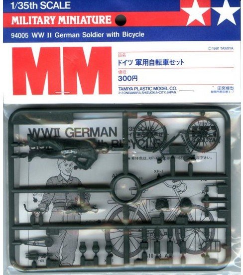 Tamiya 94005 - 1/35 WWII German Soldier w/Bicycle