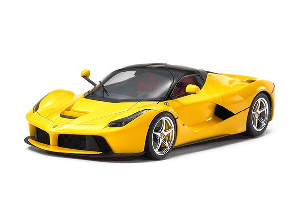 Tamiya 24347 - 1/24 LaFerrari Yellow Version Sports Car