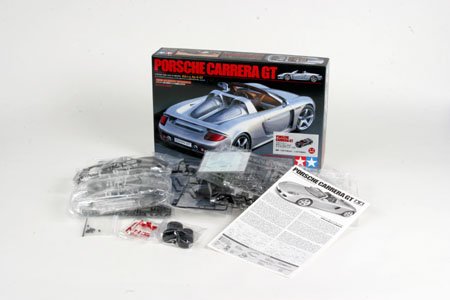 Tamiya 89650 - 1/24 Porsche Carrera GT w/ Clear Parts